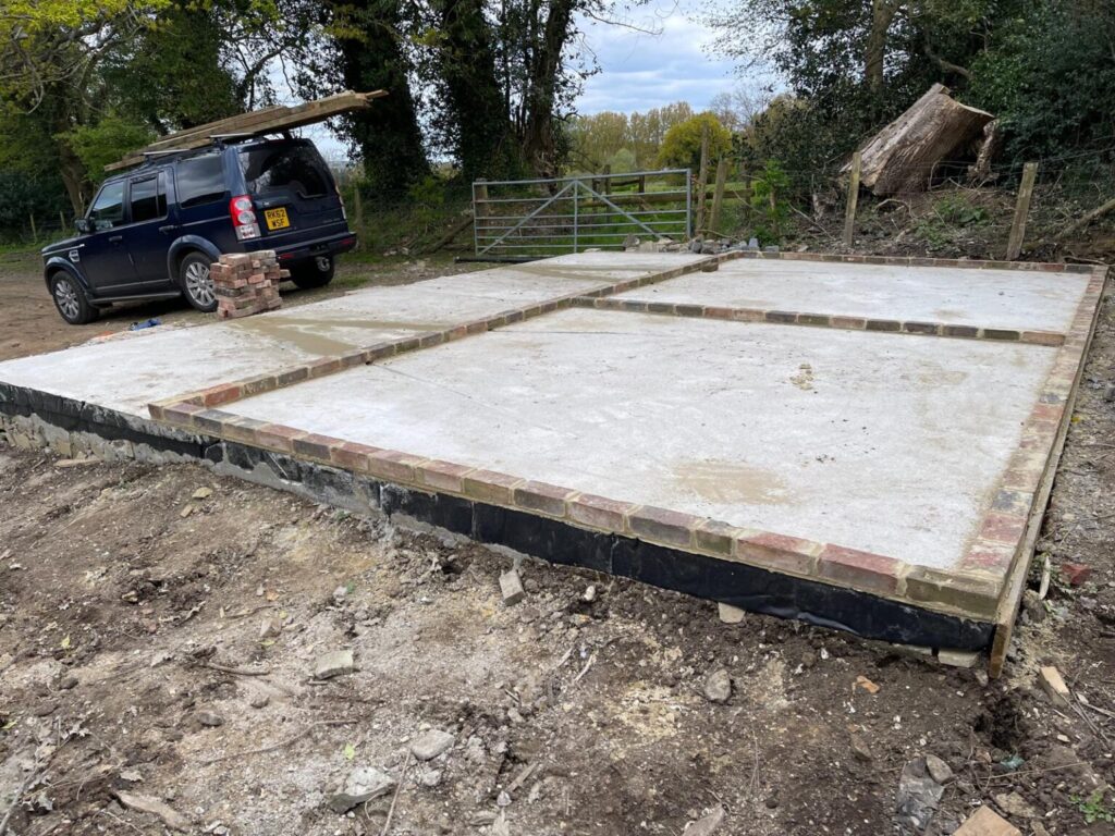 #HORSESTABLECONCRETE