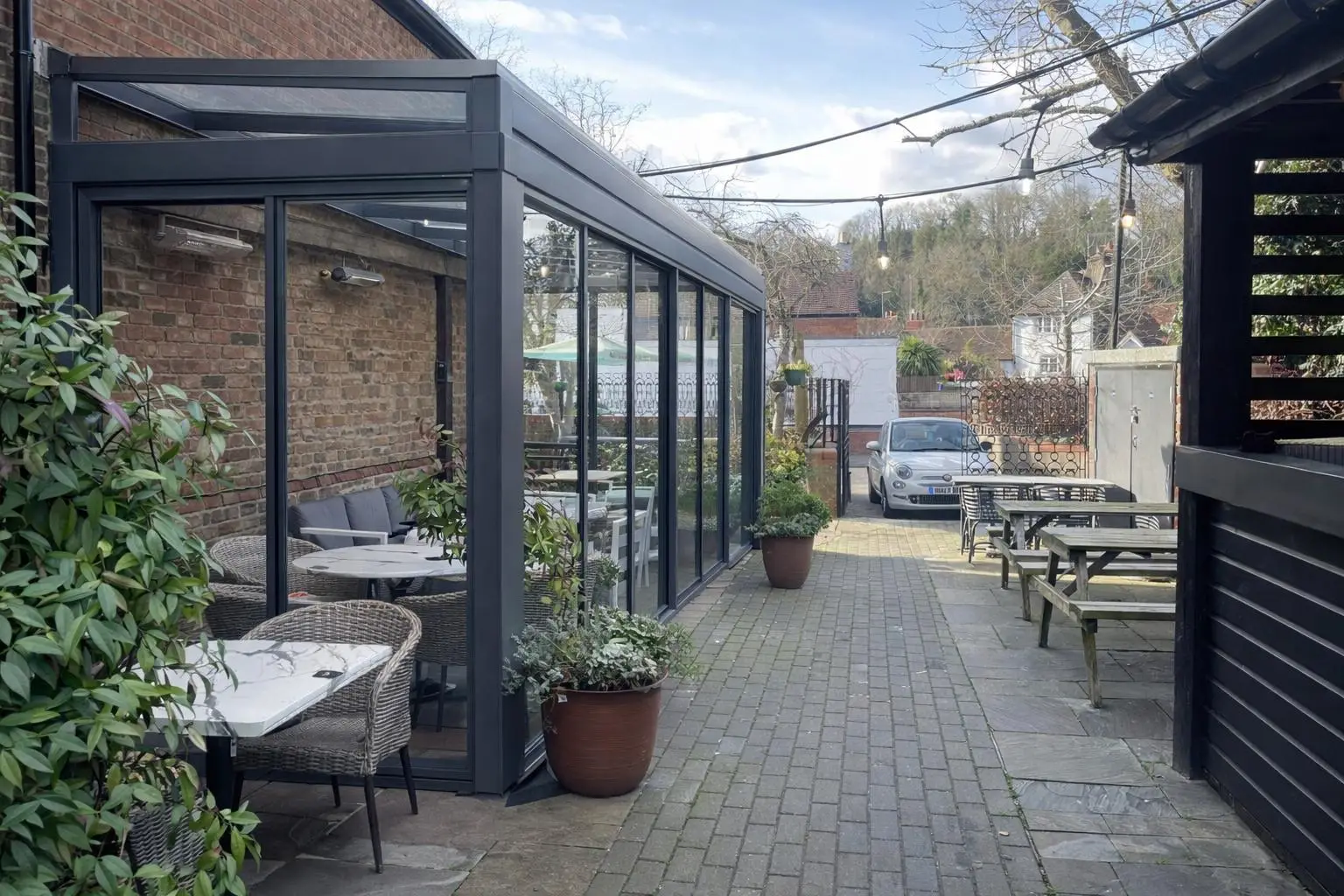 outdoor_roomPagoda_eating_room_outdoorroom