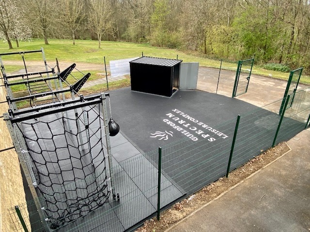 Outdoor-Gym-Guildford-spectrum Soft-Play-Wetpour-outdoor-play-equipment out-door-gym-canopy
