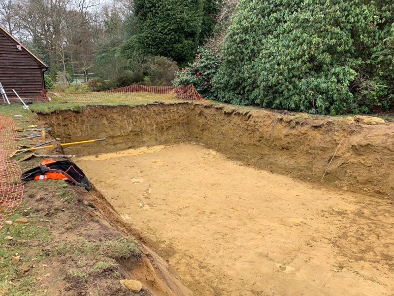Groundworks-Excavation-mass-spoil-removal-muck-away-Swimmingpool-excavation-1-1-1536x1152 (1)