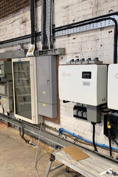 Oxford-cable-installation-solarpower-cable-instalation-pv-cable-installation-godalming-4-1536x1152